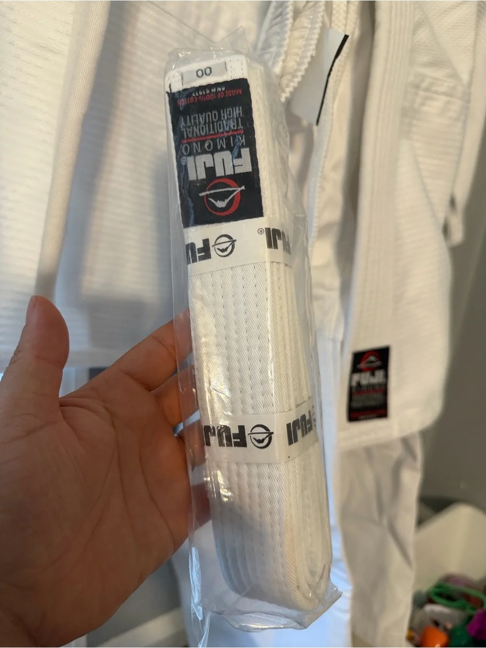 Kids White Judo Gi Matching Set  It can be used for 7 to 10 years. New